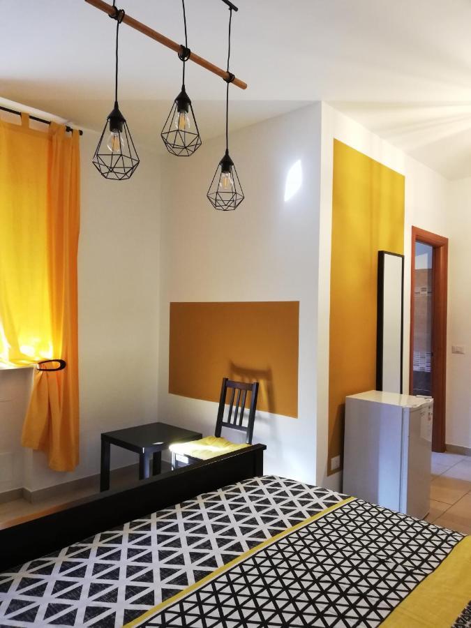 The Yellow House Ф'юмічіно Екстер'єр фото