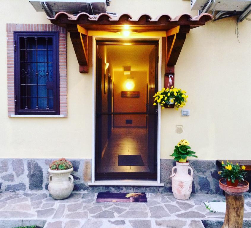 The Yellow House Ф'юмічіно Екстер'єр фото